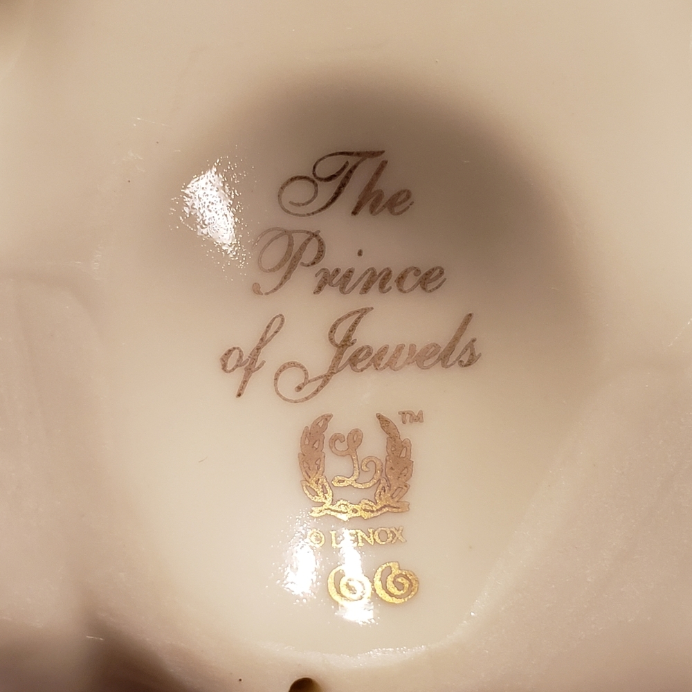 LENOX, The Prine of Jewels - Picture 15 of 15